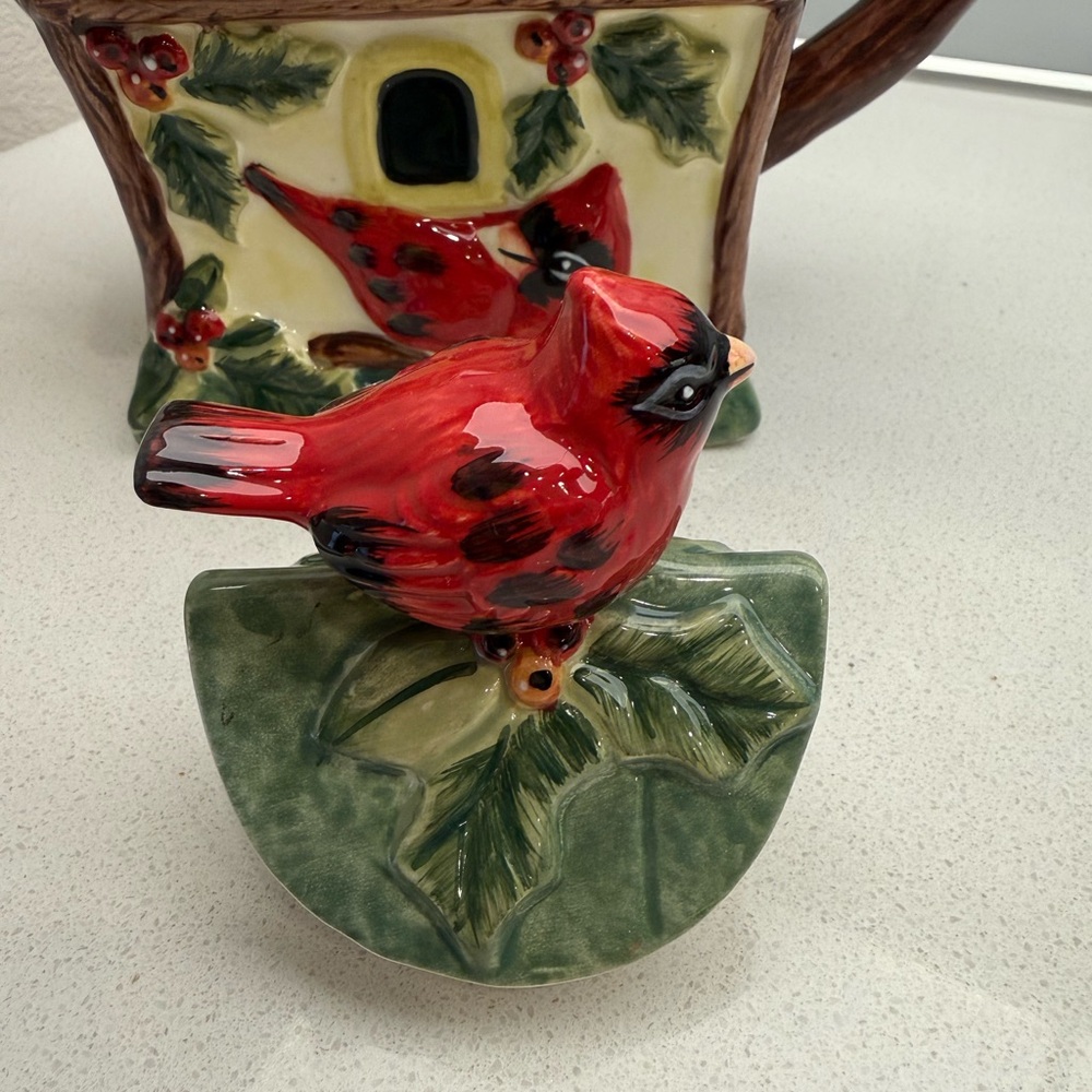 Susan Winget Winter Wonder Red Cardinal Birdhouse Teapot Ceramic - Picture 10 of 15